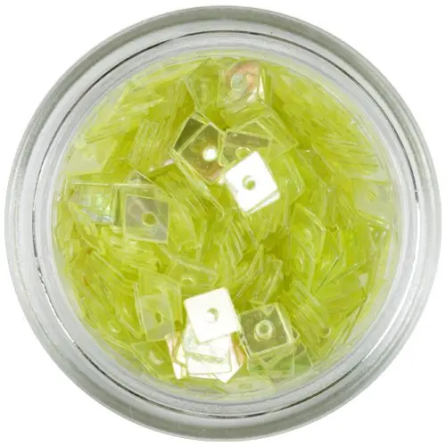 Ozdobné štvorčeky s dierkou - žltozelené