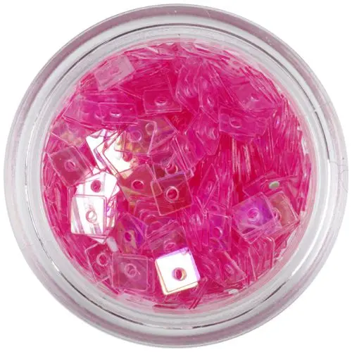 Ozdoba na nechty - svetloružové štvorčeky s dierkou