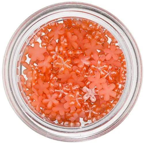 Nail art oranžové ozdoby - kvietky, perleť